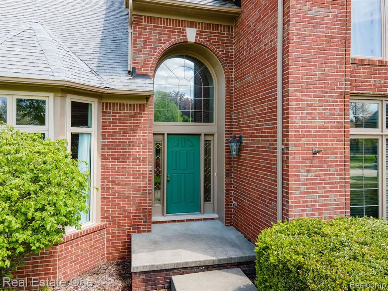 4458 Hycliffe Dr in Troy, MI Photo 40