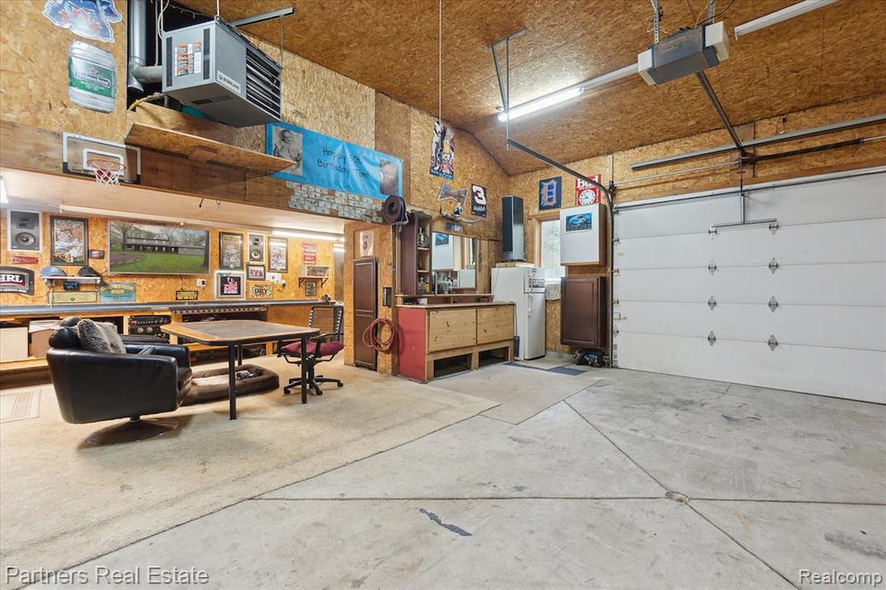 8600 2nd St in Dexter Twp, MI Photo 36