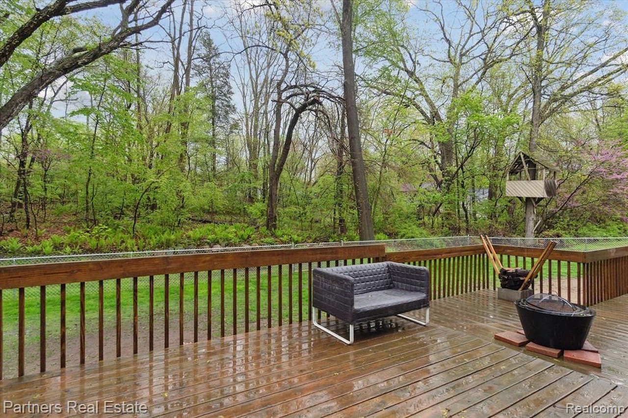 8600 2nd St in Dexter Twp, MI Photo 41