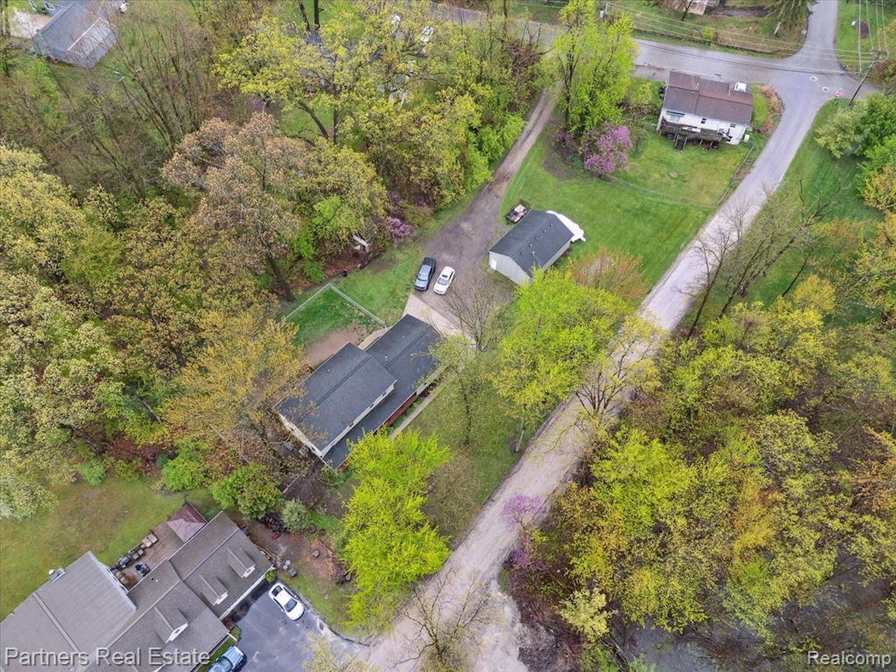8600 2nd St in Dexter Twp, MI Photo 45