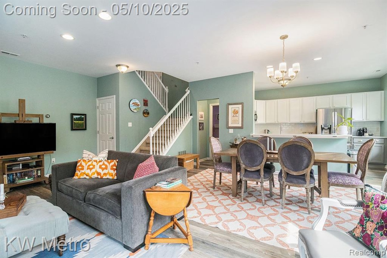 3162 Asher Rd in Ann Arbor, MI Photo 5
