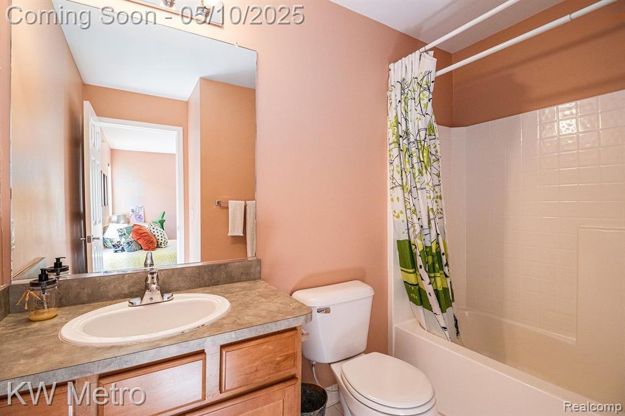3162 Asher Rd in Ann Arbor, MI Photo 22
