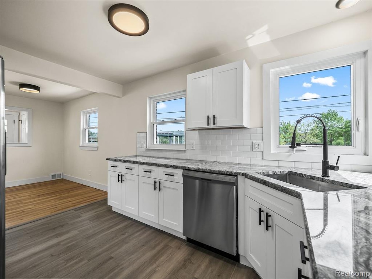 31431 Lamar Dr in Farmington, MI Photo 14
