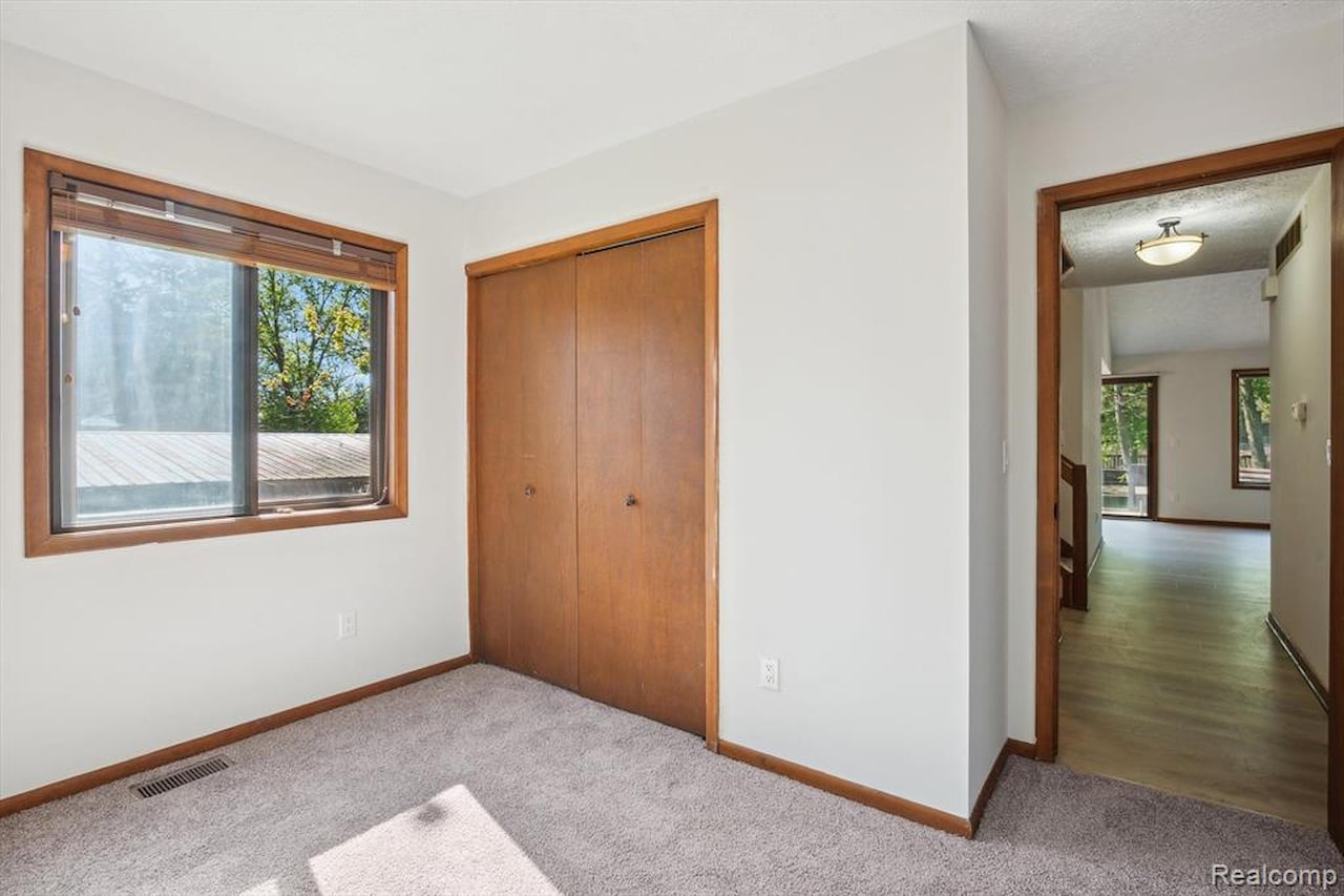 131 E Jolly Rd #E6 in Lansing, MI Photo 27