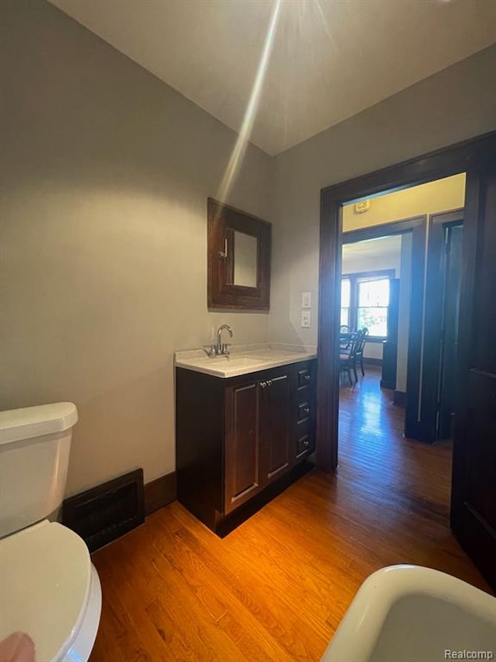 1717 Jackson Ave in Ann Arbor, MI Photo 20