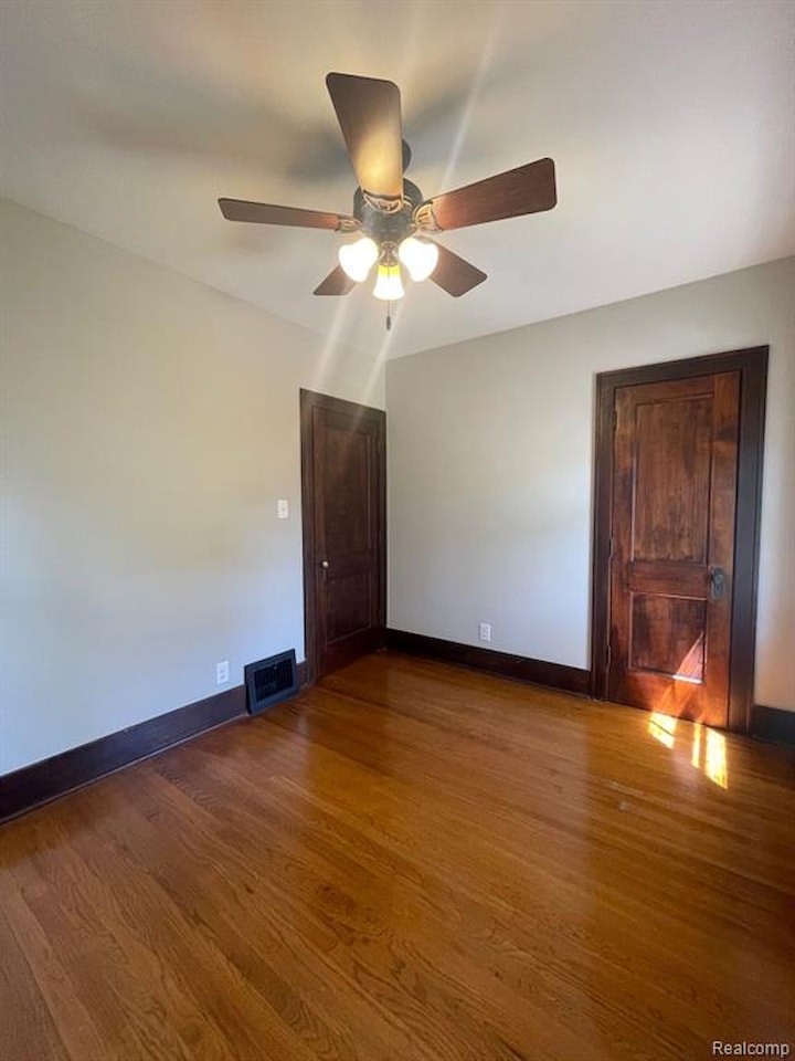 1717 Jackson Ave in Ann Arbor, MI Photo 23