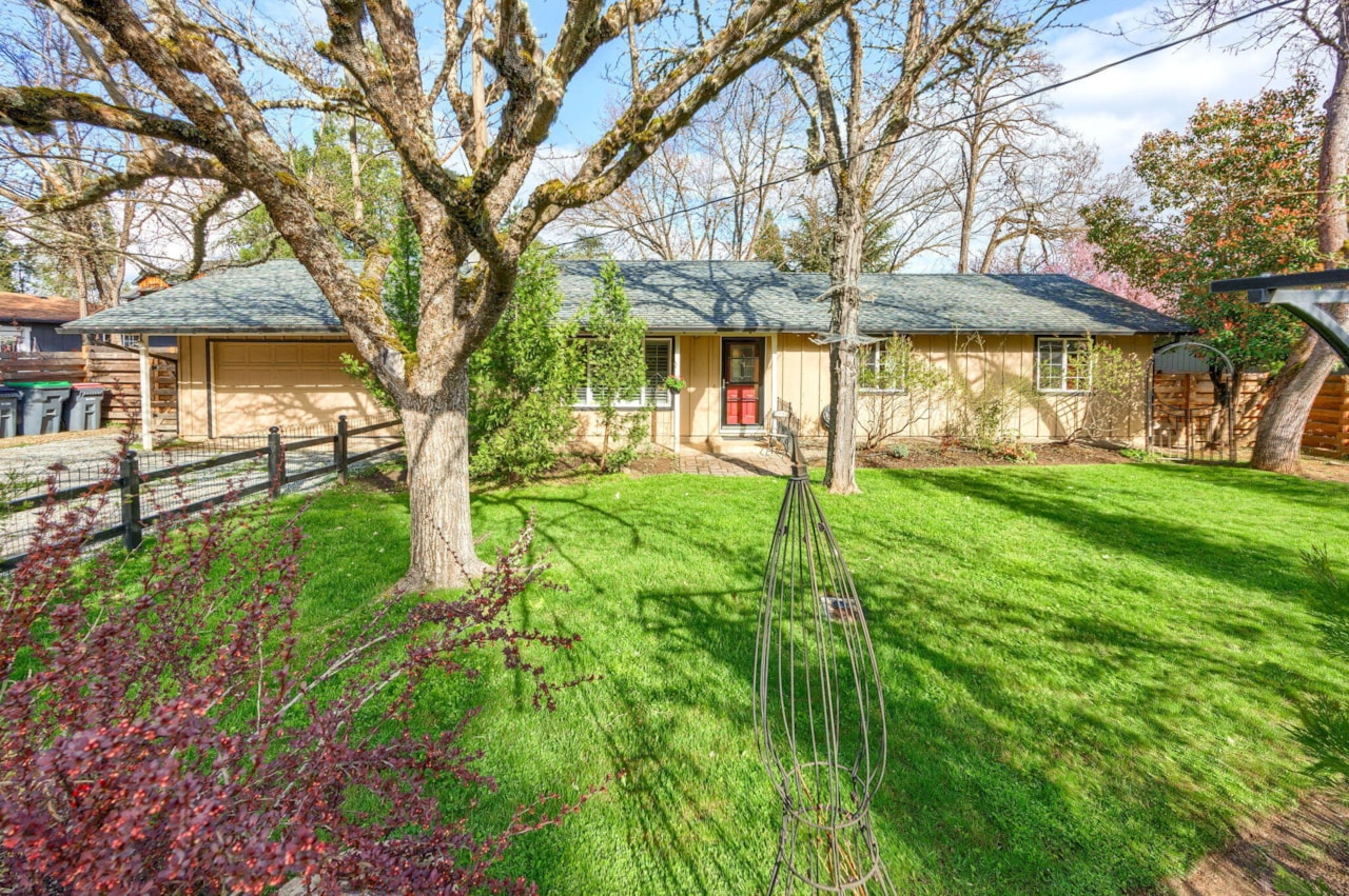 440 G StJacksonvilleJacksonORhome for saleTucked into historic  Jacksonville, this single-level home offers peaceful living w/a private,...