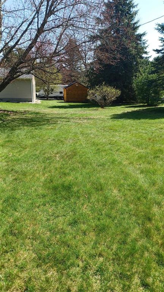 11484 Wood Rd in Dewitt, MI Photo 10