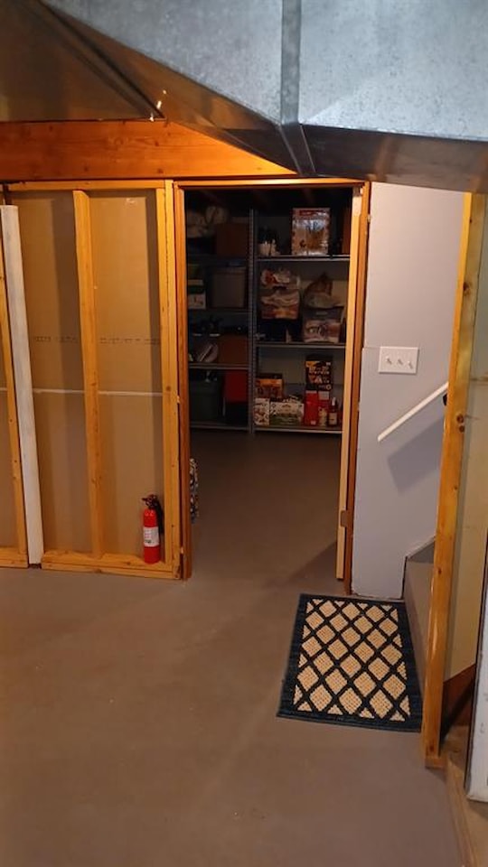 11484 Wood Rd in Dewitt, MI Photo 32