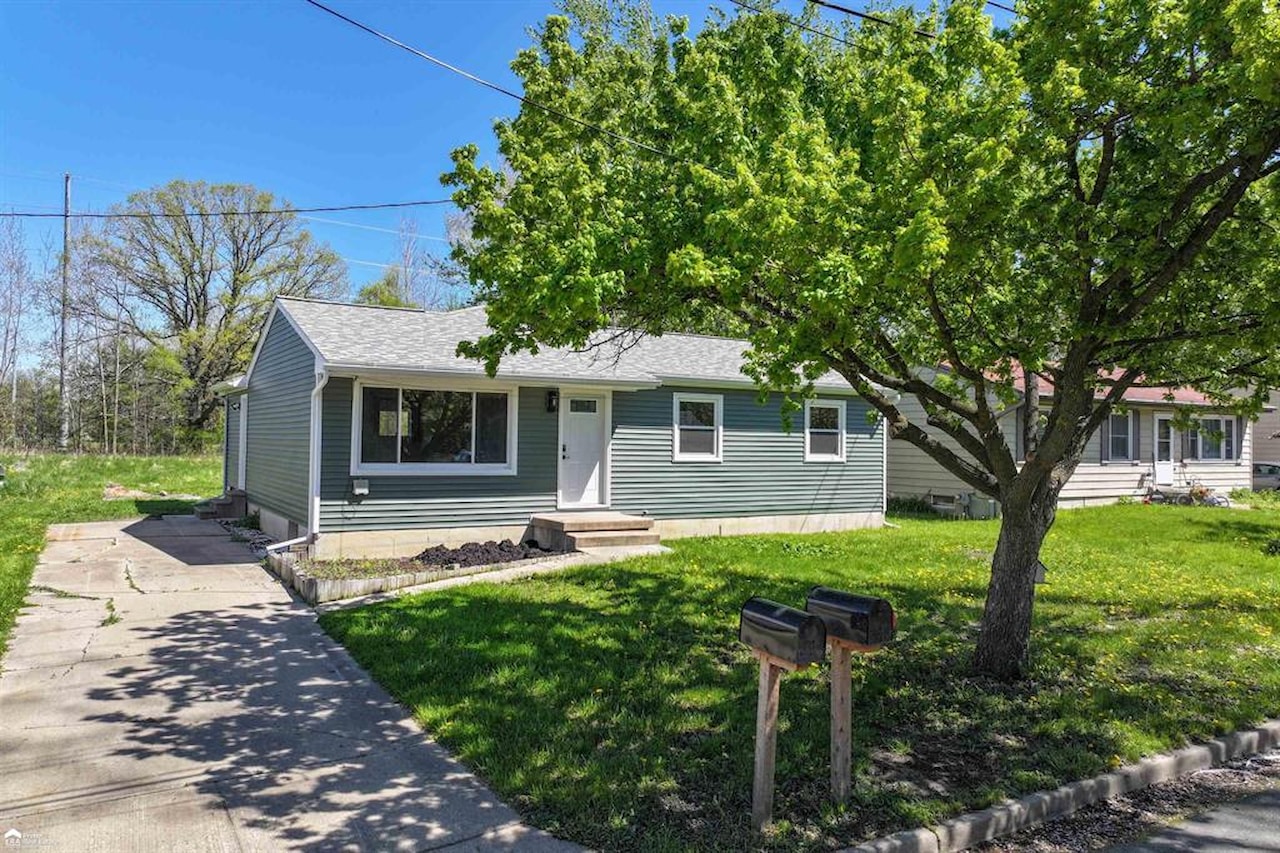 2226 Pollard Rd in Lansing, MI Photo 20