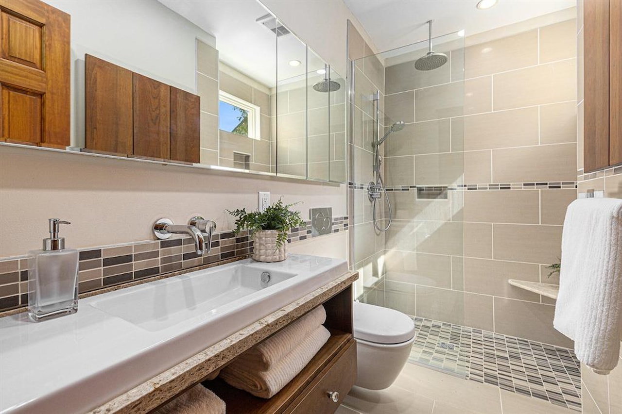 721 W Washington St in Ann Arbor, MI Photo 17