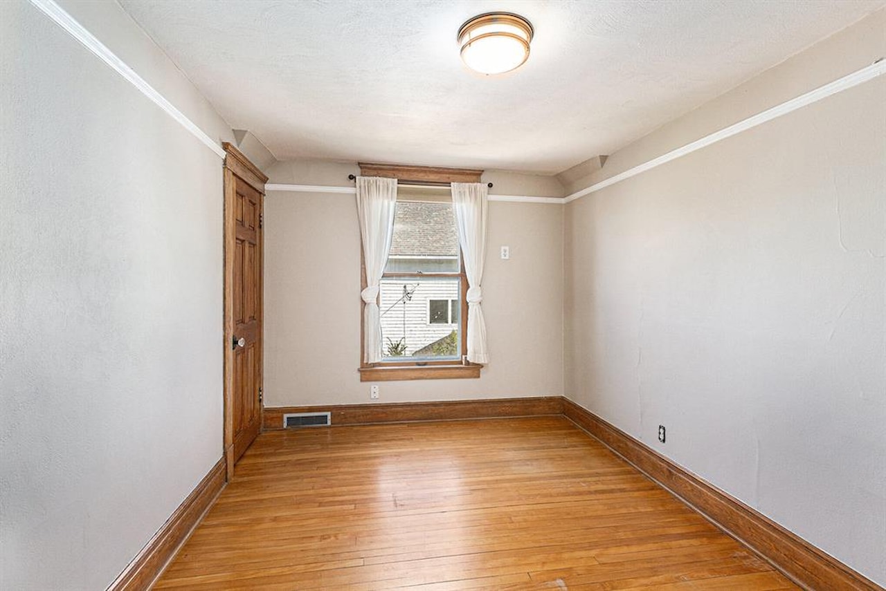 721 W Washington St in Ann Arbor, MI Photo 20