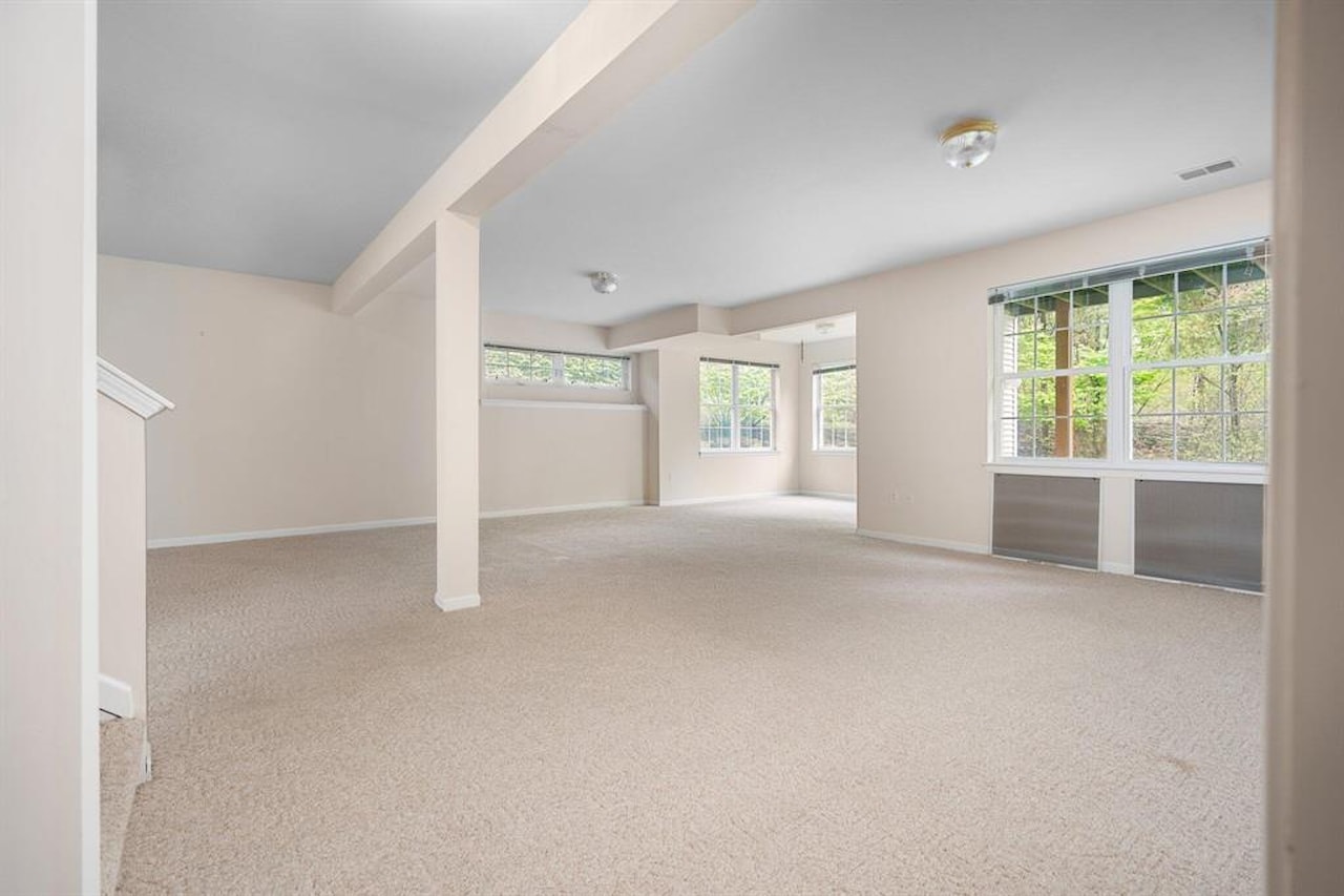 3488 Huron View Ct in Dexter, MI Photo 26