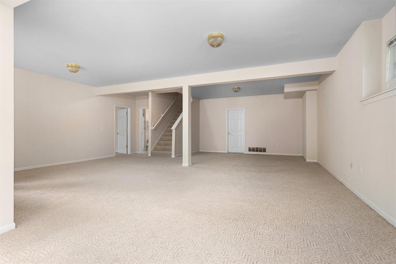 3488 Huron View Ct in Dexter, MI Photo 27