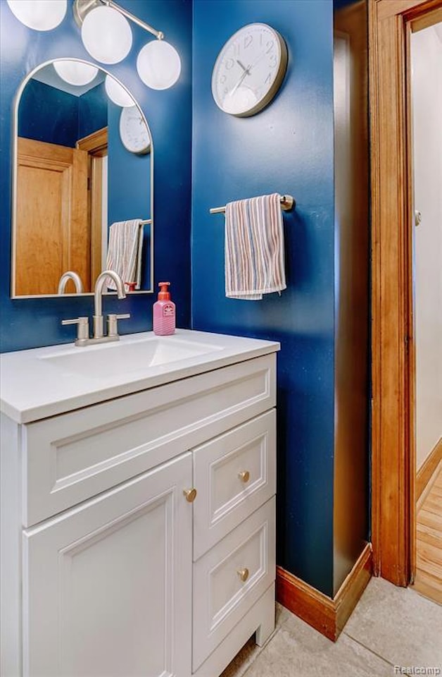 203 6th St in Fenton, MI Photo 27
