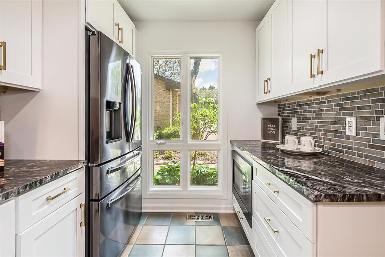 706 Greenhills Dr in Ann Arbor, MI Photo 8