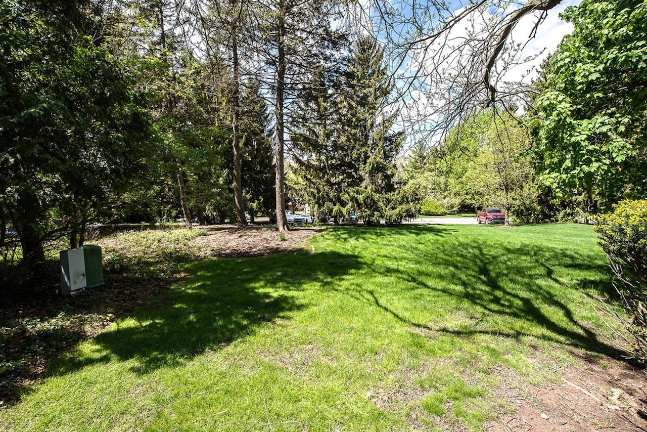 706 Greenhills Dr in Ann Arbor, MI Photo 17