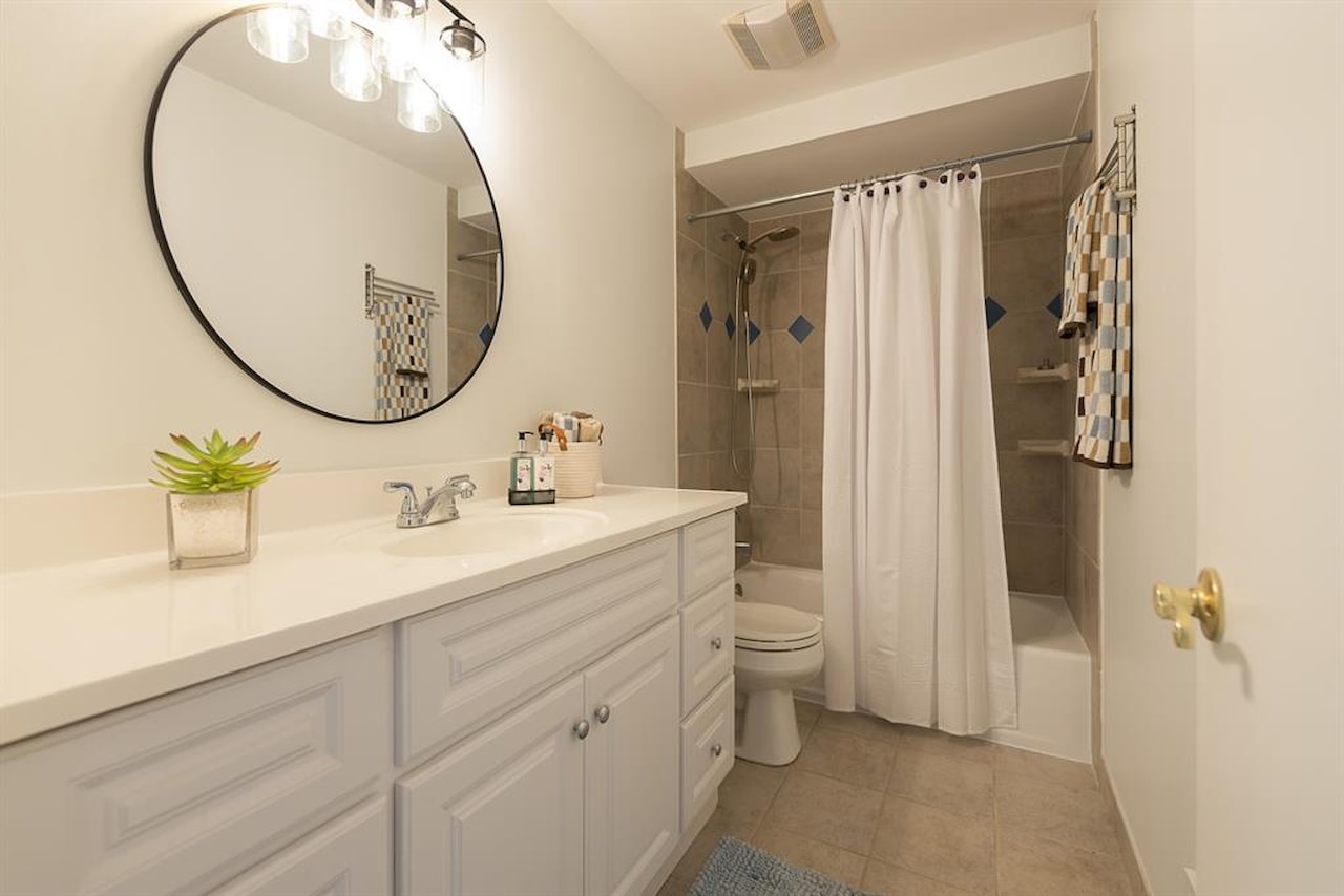 706 Greenhills Dr in Ann Arbor, MI Photo 26