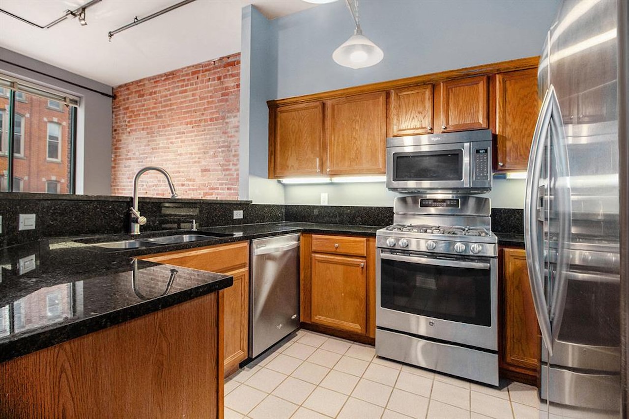 120 W Washington St #Unit F in Ann Arbor, MI Photo 13