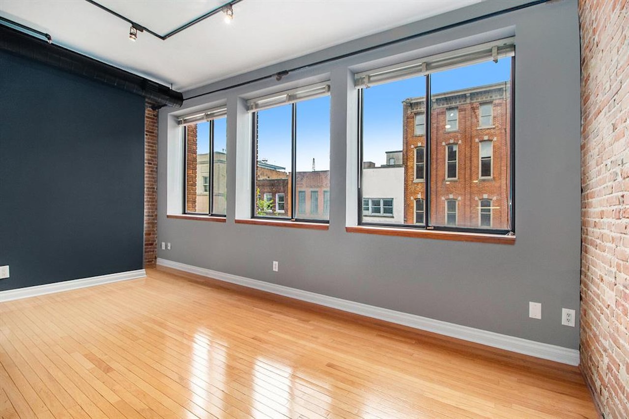 120 W Washington St #Unit F in Ann Arbor, MI Photo 16