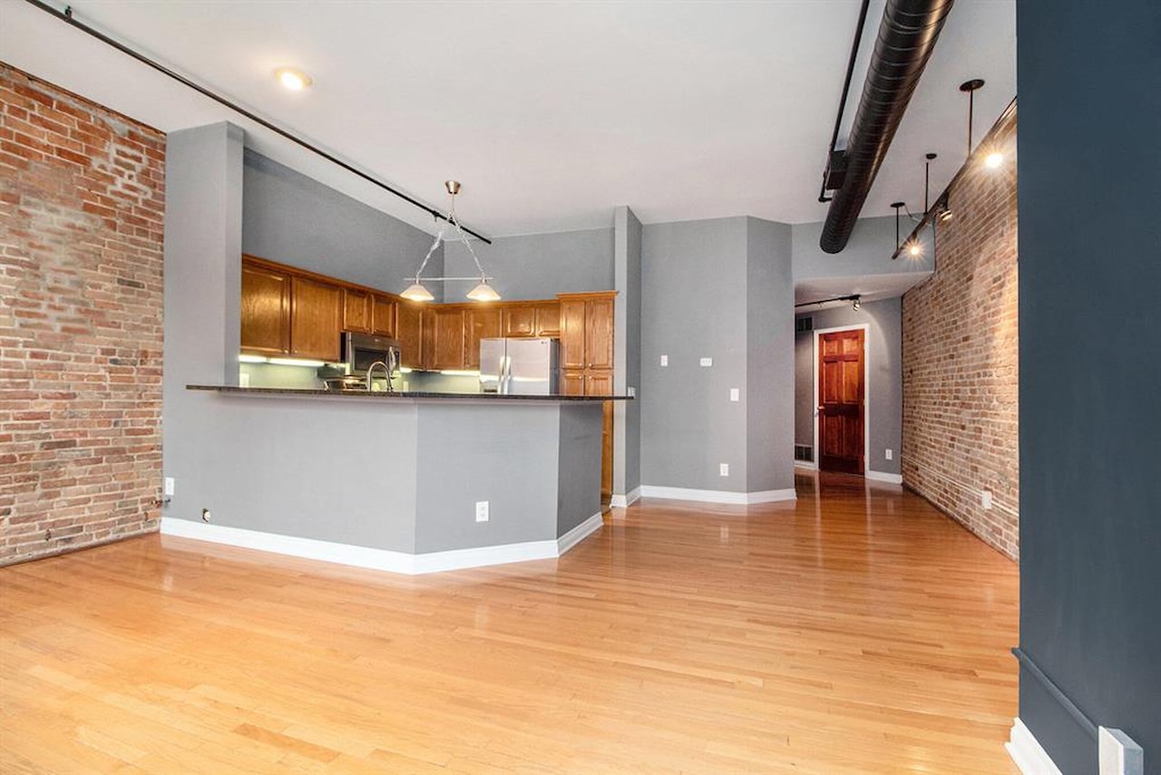 120 W Washington St #Unit F in Ann Arbor, MI Photo 17