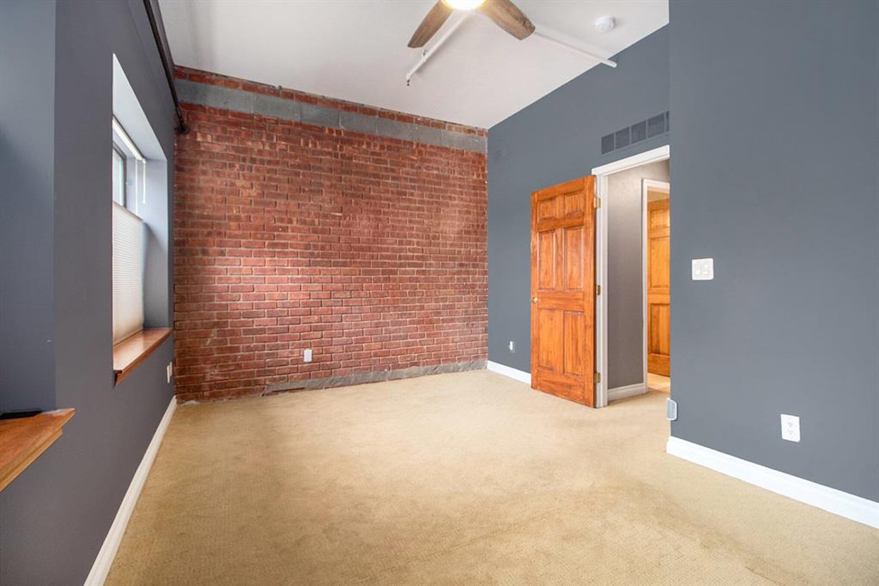 120 W Washington St #Unit F in Ann Arbor, MI Photo 23