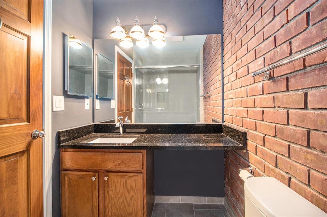 120 W Washington St #Unit F in Ann Arbor, MI Photo 26