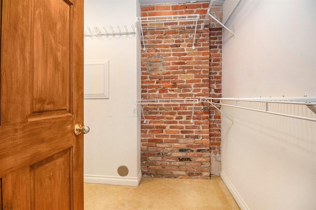 120 W Washington St #Unit F in Ann Arbor, MI Photo 27