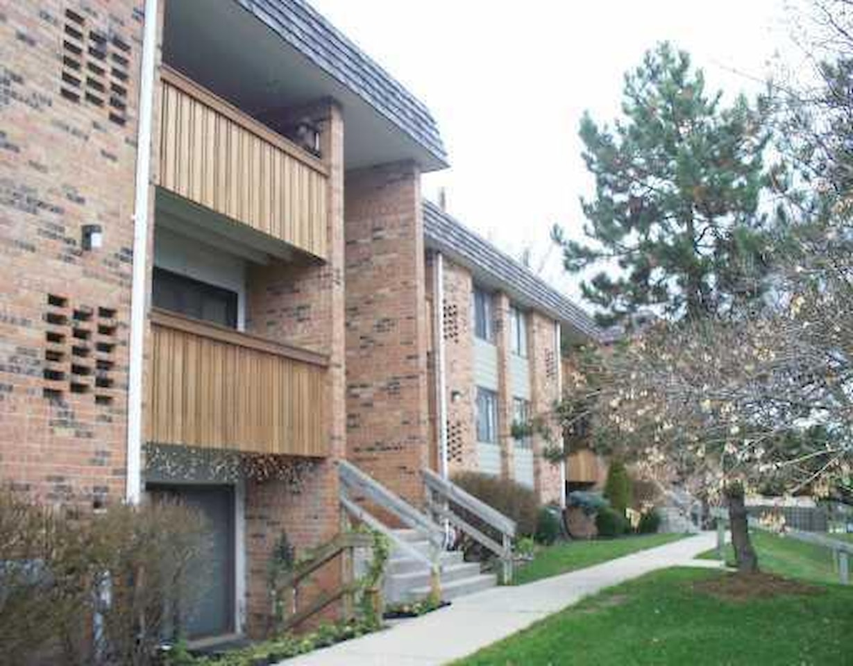 1215 S Maple Rd #203 in Ann Arbor, MI Photo 23