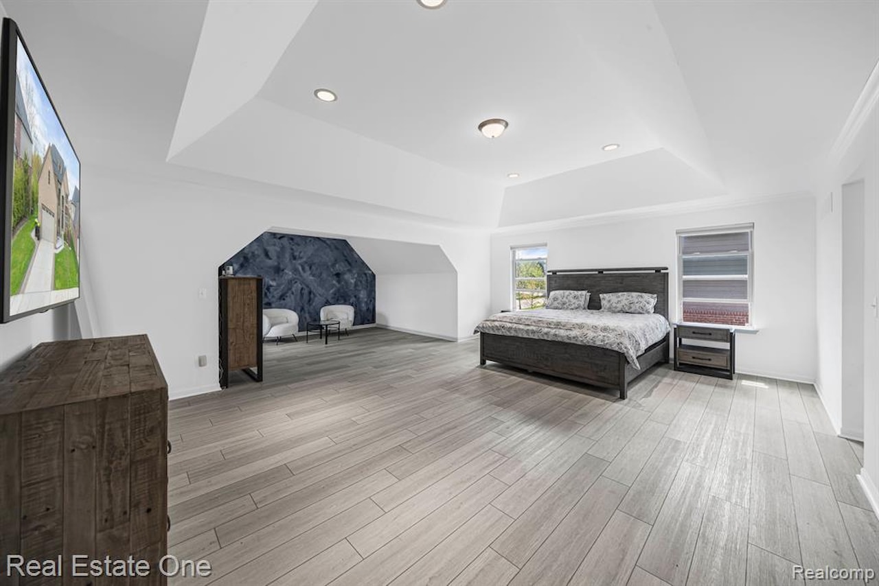 41829 Steinbeck in Novi, MI Photo 18