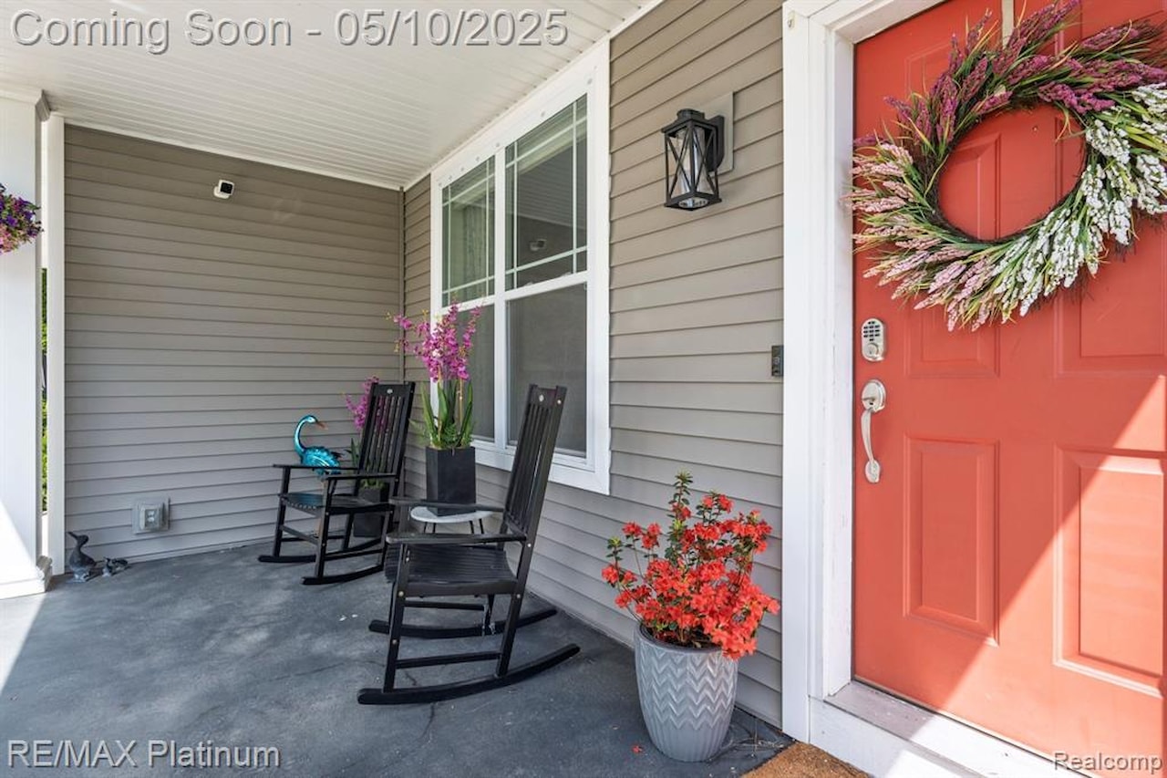 1813 Garfield St in Howell, MI Photo 4