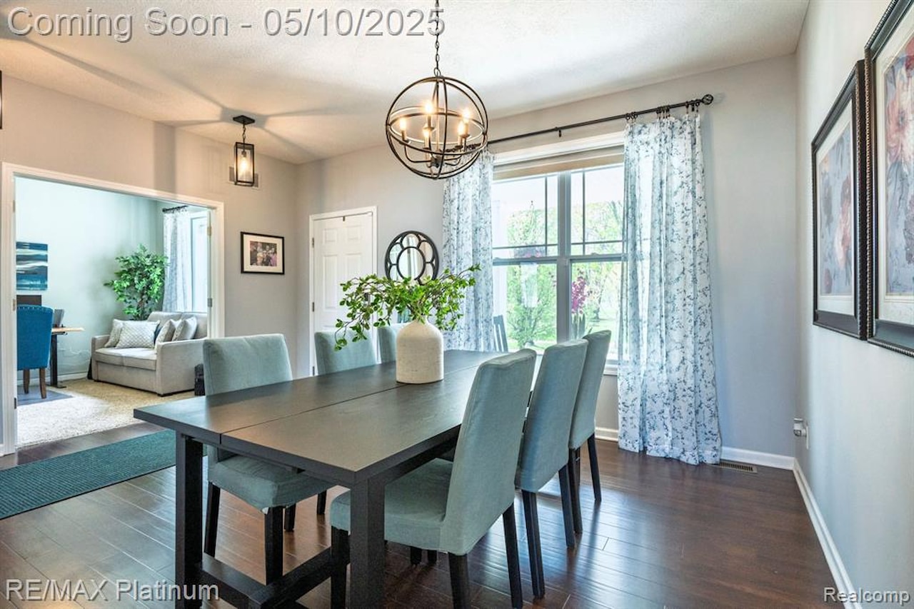 1813 Garfield St in Howell, MI Photo 5