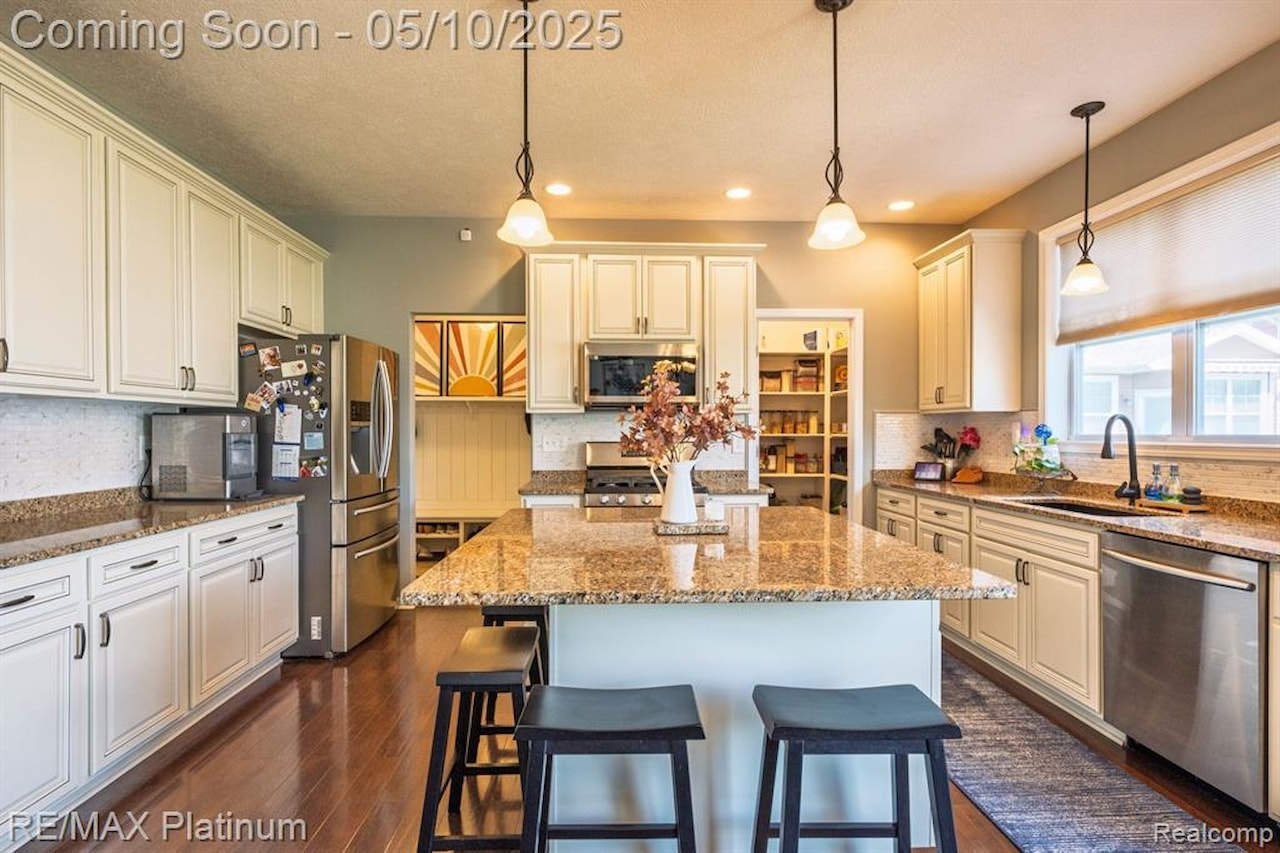 1813 Garfield St in Howell, MI Photo 14