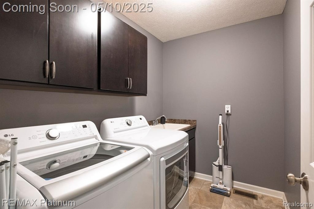 1813 Garfield St in Howell, MI Photo 28