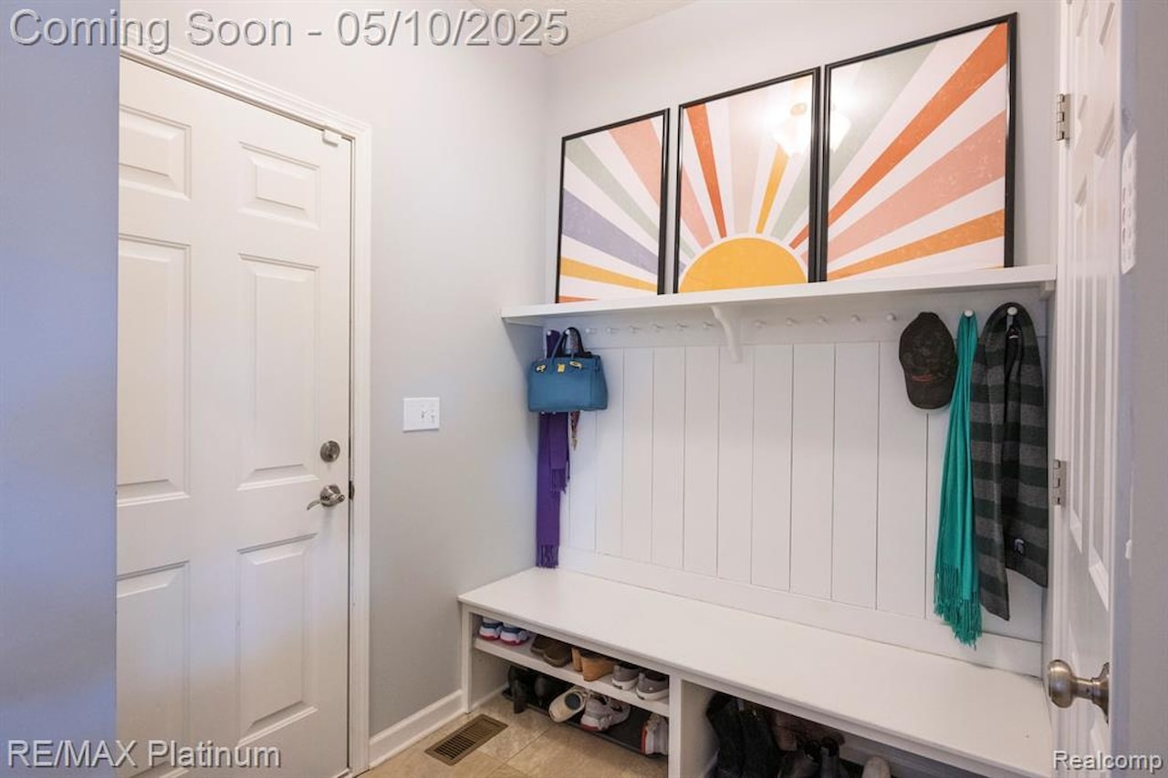 1813 Garfield St in Howell, MI Photo 19
