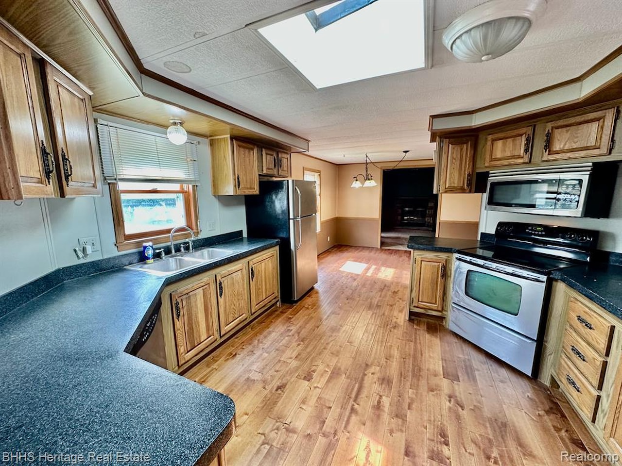 1088 Kern Rd in Iosco Twp, MI Photo 5