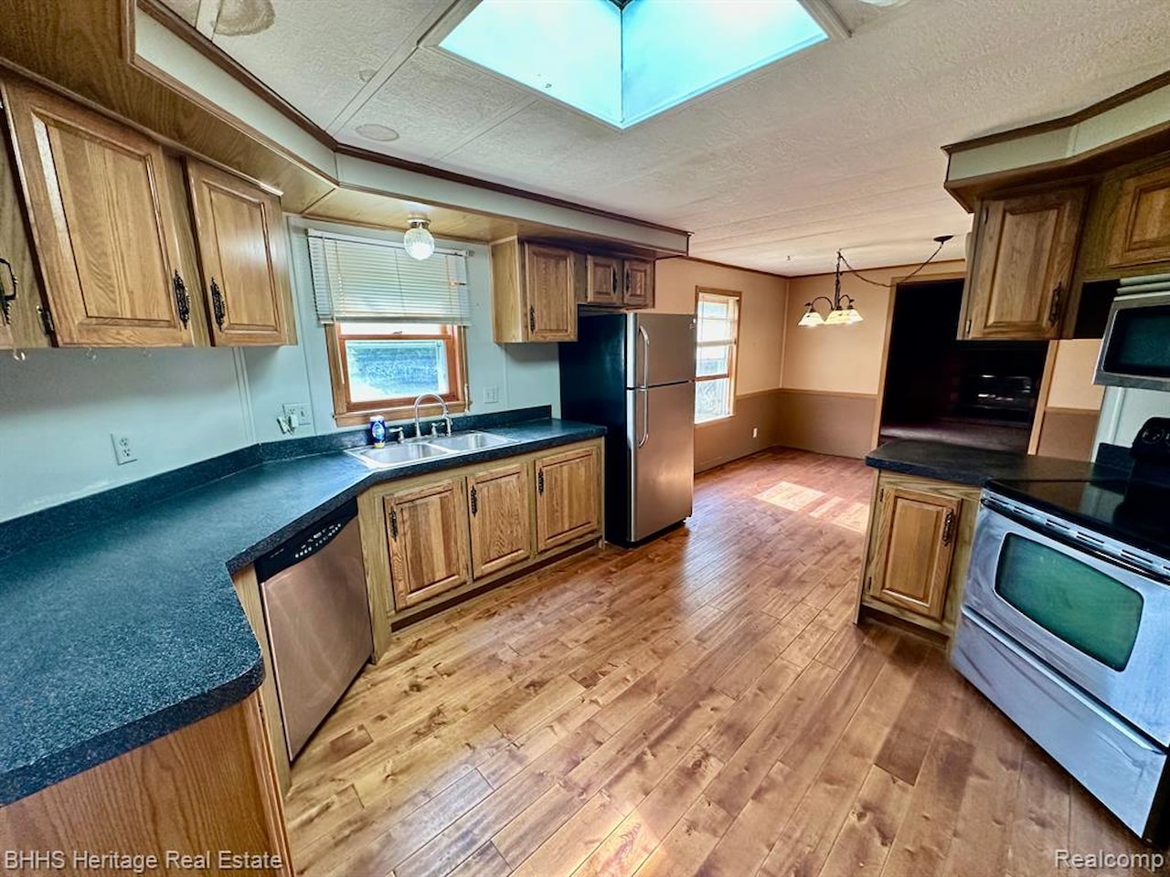 1088 Kern Rd in Iosco Twp, MI Photo 6