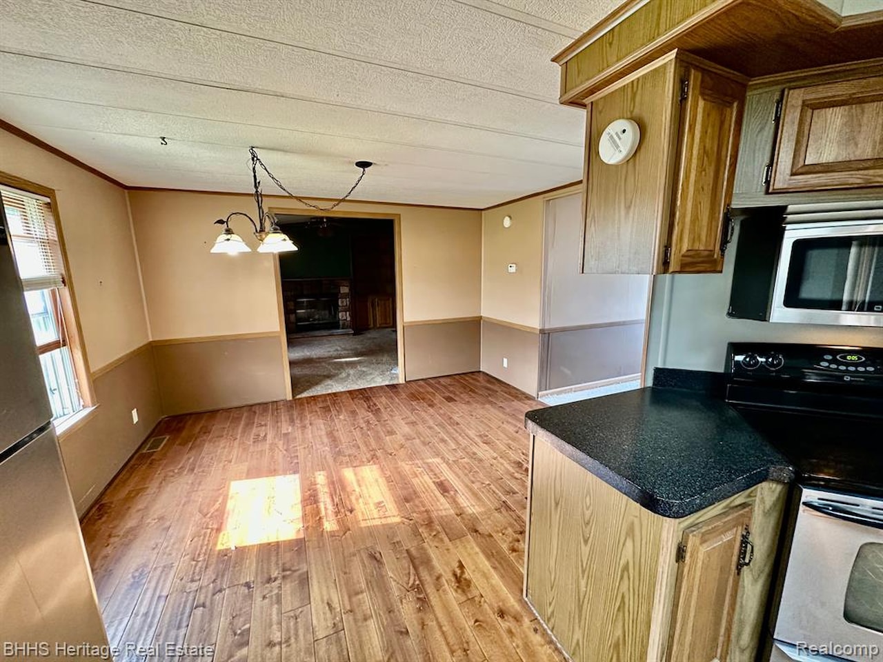 1088 Kern Rd in Iosco Twp, MI Photo 8