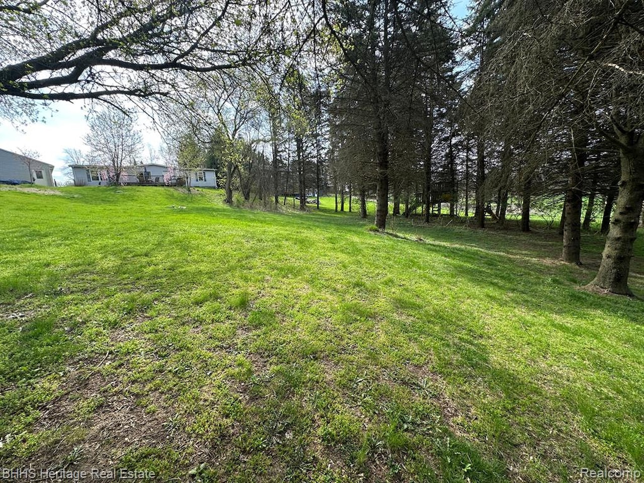 1088 Kern Rd in Iosco Twp, MI Photo 23