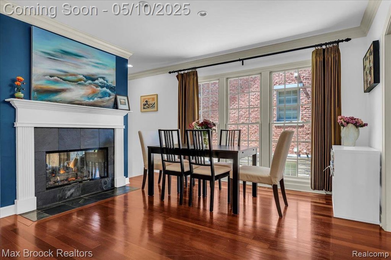 570 Townsend St in Birmingham, MI Photo 6