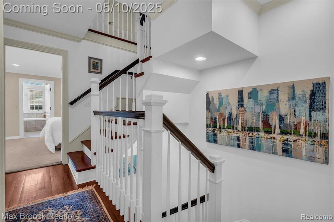 570 Townsend St in Birmingham, MI Photo 13
