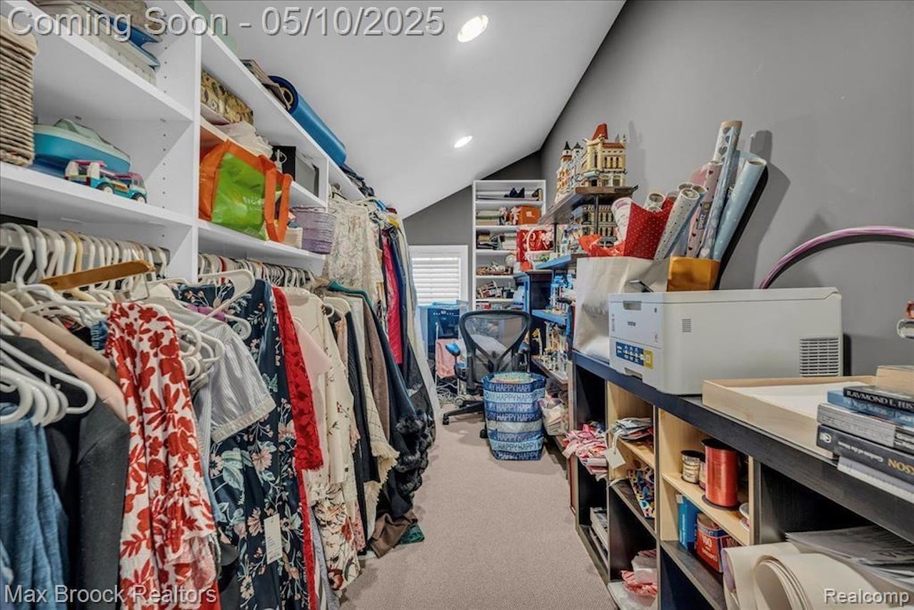 570 Townsend St in Birmingham, MI Photo 25