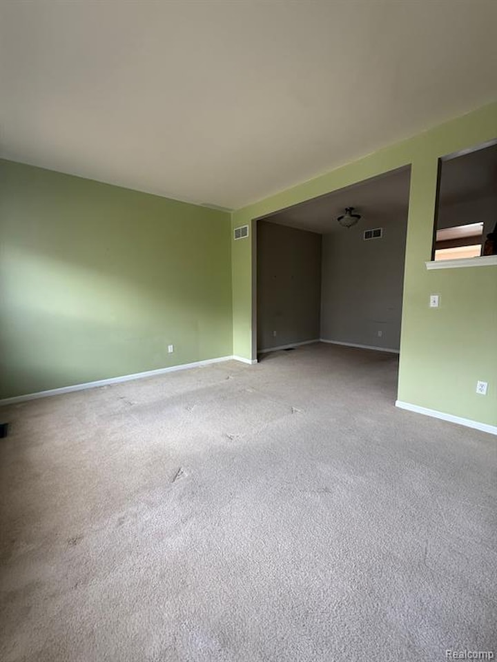 1618 Red Hickory in Howell Twp, MI Photo 9