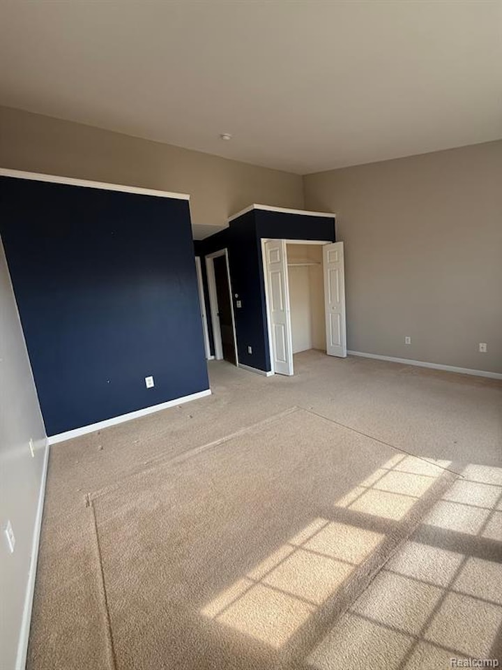 1618 Red Hickory in Howell Twp, MI Photo 14