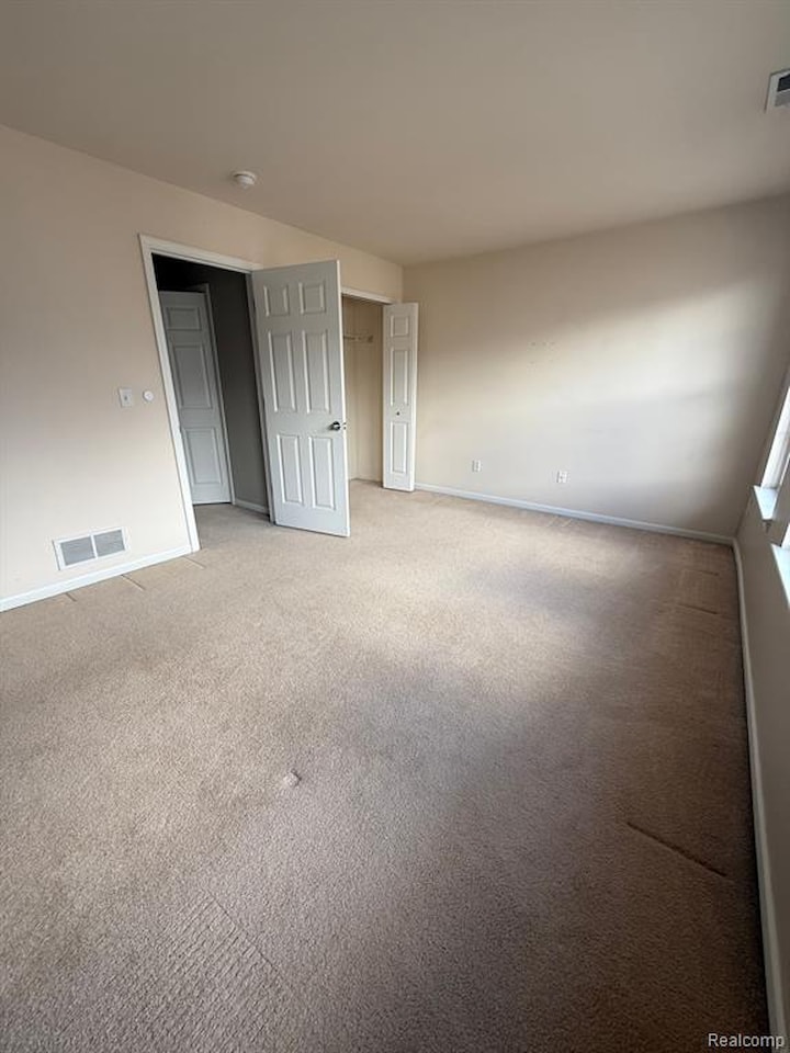 1618 Red Hickory in Howell Twp, MI Photo 18
