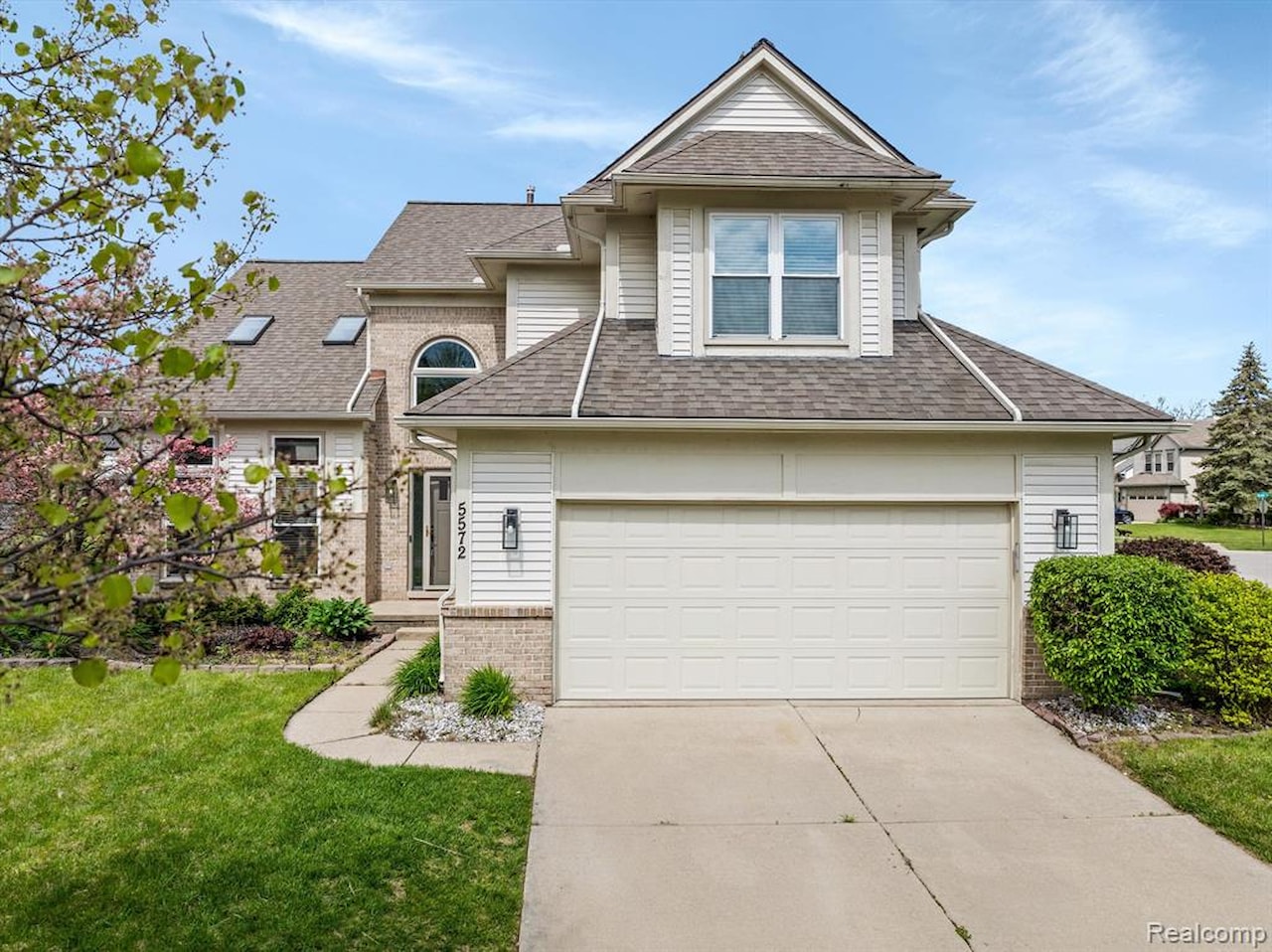 5572 Justin in Ypsilanti Twp, MI Photo 2