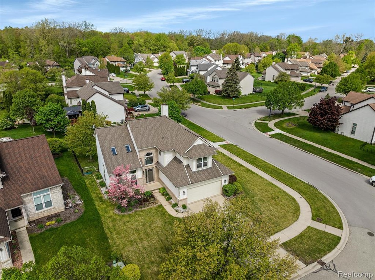 5572 Justin in Ypsilanti Twp, MI Photo 44