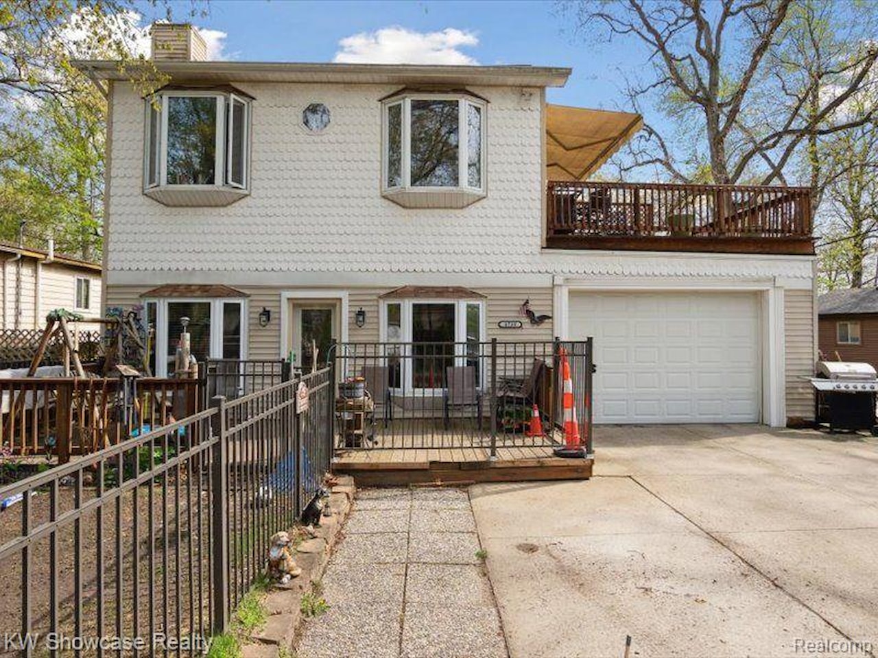 1735 Wickham in Commerce Twp, MI Photo 6