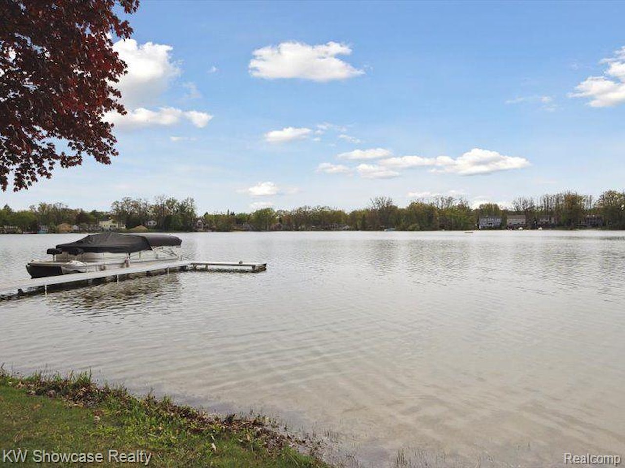 1735 Wickham in Commerce Twp, MI Photo 2