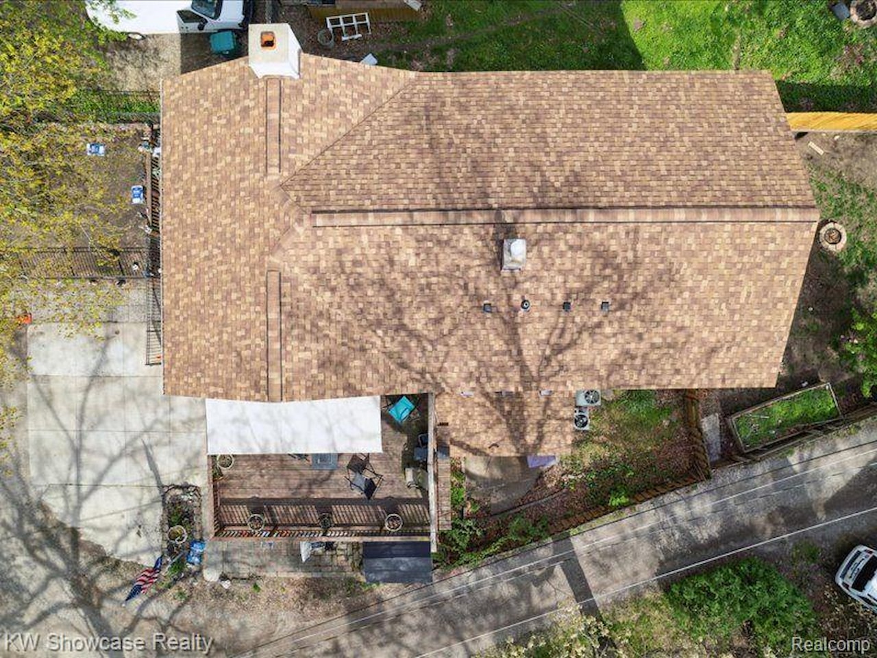 1735 Wickham in Commerce Twp, MI Photo 43